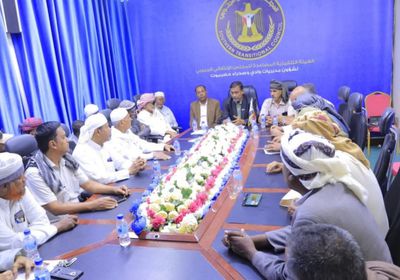 جماهيرية انتقالي وادي حضرموت تجتمع مع عقال حارات سيئون