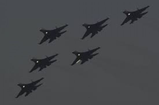 مقاتلات صينية توجه رادارات على مقاتلات يابانية فوق المياه الدولية