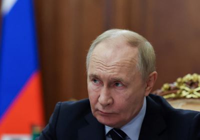 الكرملين يرحب بإنهاء صفة "التهديد المباشر" من قبل واشنطن