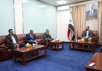 أمين الانتقالي يثمن الجهود الإنسانية لتخفيف الأعباء بالجنوب العربي