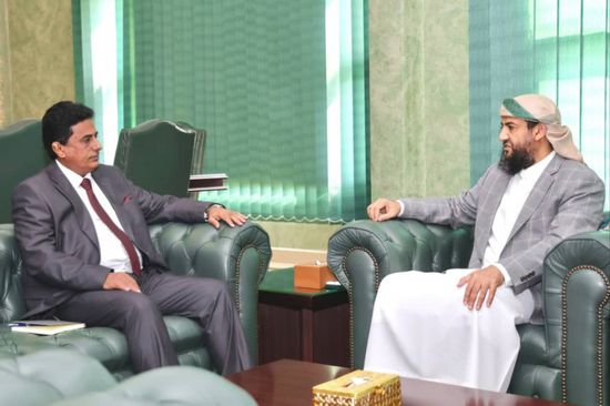 المحرّمي يبحث تسريع وتيرة الإصلاحات الحكومية وبرامج خدمة المواطنين