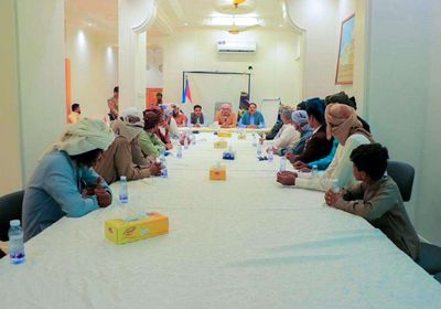 الكثيري يستقبل مشايخ قبائل نهد ومرة والصيعر