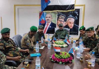 حزام أبين يناقش المستجدات الأمنية ويرفع مستوى الجاهزية