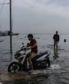 جزيرة سومطرة تحتاج 3 مليارات دولار للتعافي بعد فيضانات