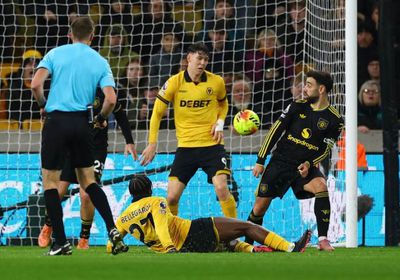 مانشستر يونايتد يكتسح وولفرهامبتون برباعية