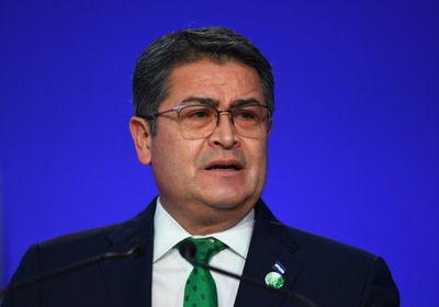 هندوراس تطالب الإنتربول بتوقيف الرئيس السابق هيرنانديز