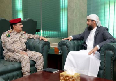 المحرّمي يبحث التطورات بجبهات القتال ضد مليشيا الحوثي