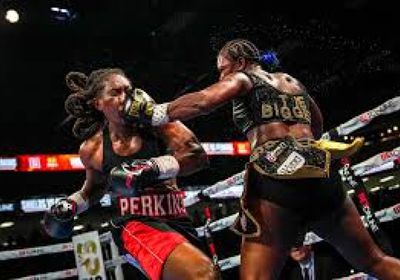 شيلدز تدافع عن لقبها في الوزن الثقيل بلا منازع أمام كروز-ديزورن