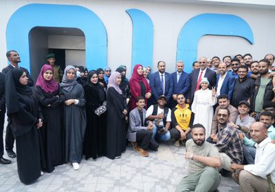 الرئيس الزُبيدي والإعلام الجنوبي.. دعم راسخ لمنظومة تساهم في بناء وطن