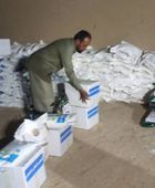 انتقالي القطن يواصل توزيع السلال الغذائية على الأسر الأشد احتياجًا