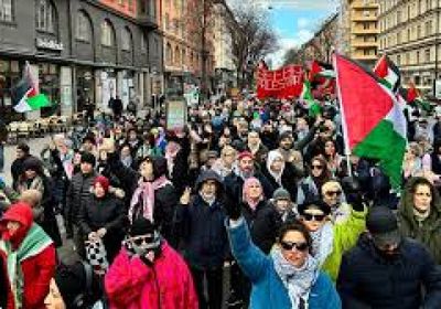 احتجاجات ضد إسرائيل وأمريكا في السويد