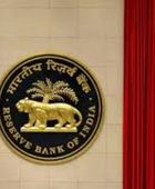 المركزي الهندي يخفض معدل الريبو لـ5.25% ويرفع توقعاته للنمو