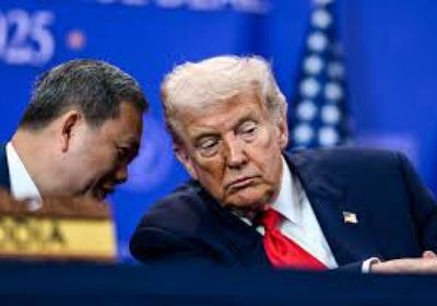 ترامب يسعى لاحتواء التوتر بين كمبوديا وتايلاند مع تواصل الاشتباكات