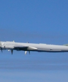 طوكيو: قاذفتان أمريكيتان تنضمان إلى طائرات يابانية في استعراض للقوة