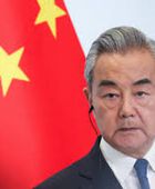 وزير الخارجية الصيني يبدأ جولة في الشرق الأوسط الجمعة