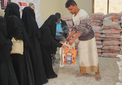 انتقالي تريم يدشن توزيع السلال الغذائية على الأسر الأكثر احتياجًا