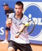 إيقاف لاعب كرة مضرب فرنسي لـ20 عاما بسبب التلاعب بالنتائج