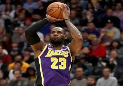 بليكانز ينهي سلسلة هزائمه في دوري السلة الأمريكي بفوز ساحق على بورتلاند