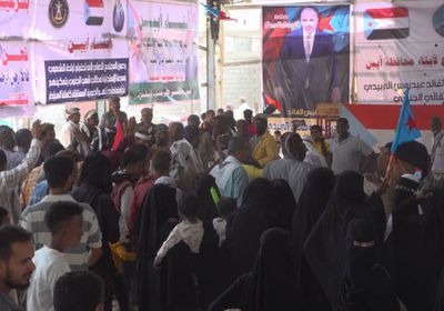 أبناء أبين يواصلون الاعتصام المفتوح للمطالبة بإعلان دولة الجنوب