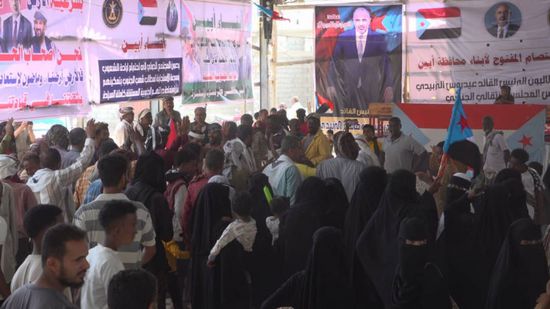 أبناء أبين يواصلون الاعتصام المفتوح للمطالبة بإعلان دولة الجنوب