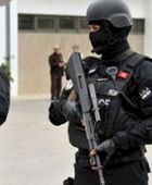 اشتباكات بين الشرطة التونسية وشبان في القيروان بعد وفاة رجل