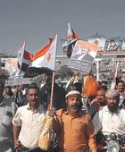 ممثلو سلطة الضالع ينضمون لساحة الاعتصام تأييد لقرارات الرئيس الزُبيدي