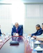 الرئيس الزُبيدي يوجه "التجارة" بالرقابة على أسعار السلع والخدمات