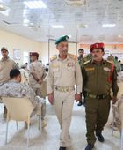 قائد "العسكرية الثانية" يتفقد امتحانات دورة قادة السرايا في المكلا