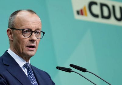 المستشار الألماني: أوكرانيا وحدها من تقرر موضوع التنازل في مسألة الأراضي