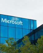 "مايكروسوفت" تستثمر في البنية التحتية للذكاء الاصطناعي بكندا