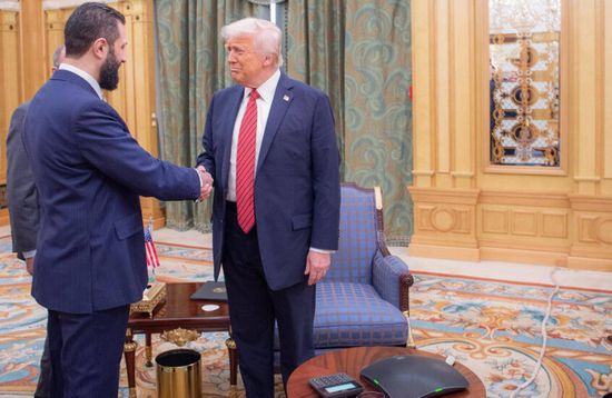 ترامب يدافع عن "الشرع" بعد هجوم تدمر