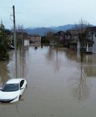 أمطار غزيرة تجتاح في المنطقة الشمالية الغربية بأمريكا