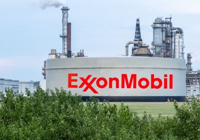 "إكسون موبيل" تعلن تقاعد مديرتها المالية لظروف صحية