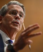 وزير الخزانة الأمريكي يرشح "وارش" و"هاسيت" لخلافة باول