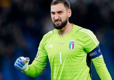 جيانلويجي دوناروما يتوج بجائزة أفضل حارس في العالم