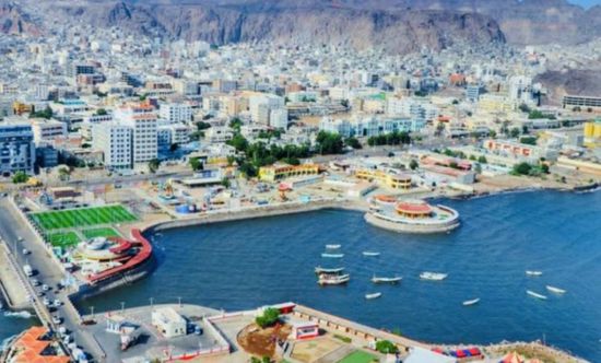 ميناء عدن شريان الغذاء.. التعطيل عقاب جماعي يهدد حياة الملايين