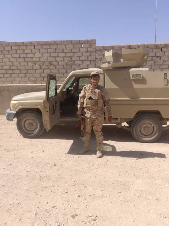 مواطن يُسَلِّم سيارة عسكرية للقوات المسلحة الجنوبية ويحظى بإشادة القيادة