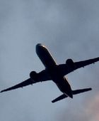 واشنطن تحذر من التحليق في المجال الجوي الفنزويلي