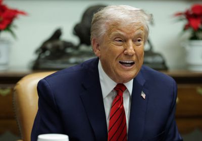 ترامب يفرض حصارًا على جميع ناقلات النفط المتجهة لفنزويلا