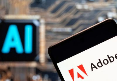 "أدوبي" تدمج "فوتوشوب" و"أكروبات" في "شات جي بي تي"