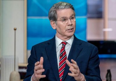 وزير الخزانة الأمريكي يقترح "تغييراً جذرياً" في نهج التنظيم المالي