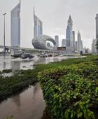 السلطات في دبي تحث السكان على البقاء في المنازل بسبب المطر