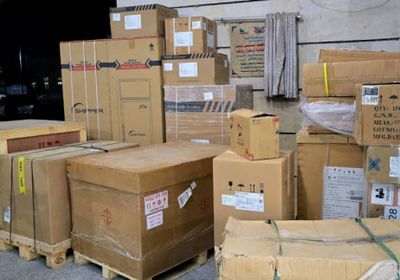 "خليفة الإنسانية" تقدم دفعة أولى من التجهيزات لمستشفى بيحان