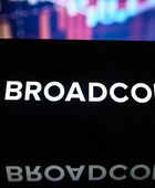 إيرادات وأرباح "برودكوم" تقفز في الربع الأخير