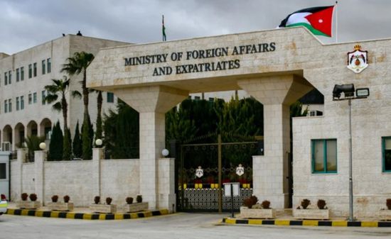 الخارجية الأردنية ترحب برفع العقوبات الأمريكية عن سوريا