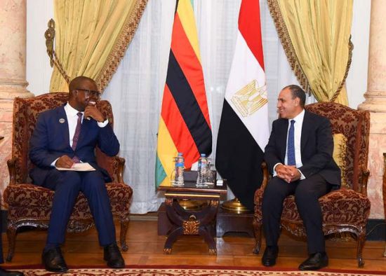 وزير الخارجية المصري يعقد مباحثات مع نظيره الزيمبابوي لتعزيز التعاون الثنائي