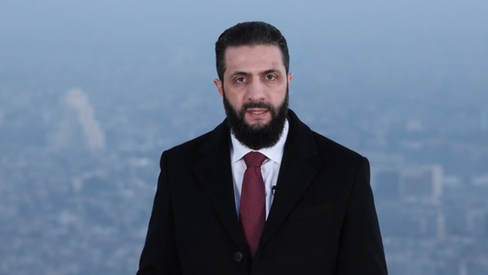 الشرع يهنئ الشعب السوري برفع العقوبات عن البلاد