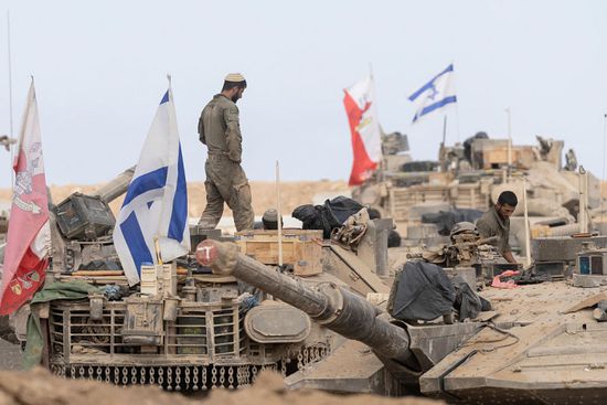 قوات الاحتلال تنفذ عملية عسكرية داخل "الخط الأصفر"