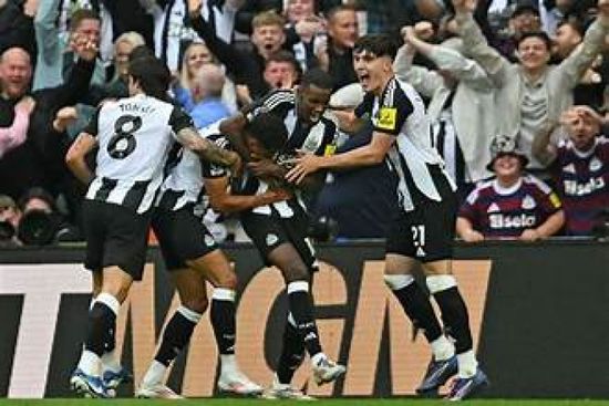 نيوكاسل يفرط في تقدمه بثنائية في تعادله 2-2 مع تشيلسي