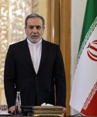 محادثة هاتفية بين عراقجي ونظيرته البريطانية لتعزيز التفهم المتبادل